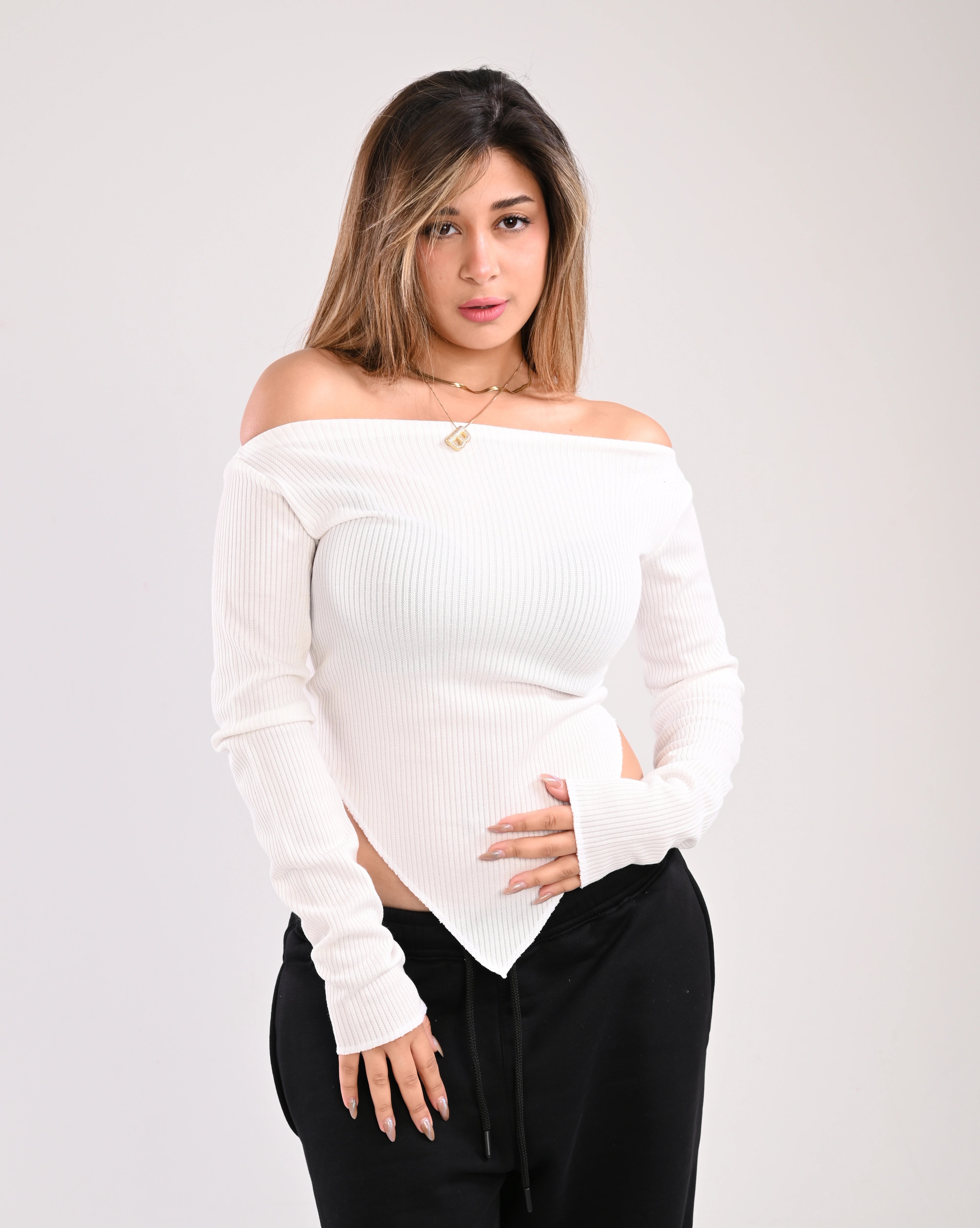 Richness V-top by 6 ways - White