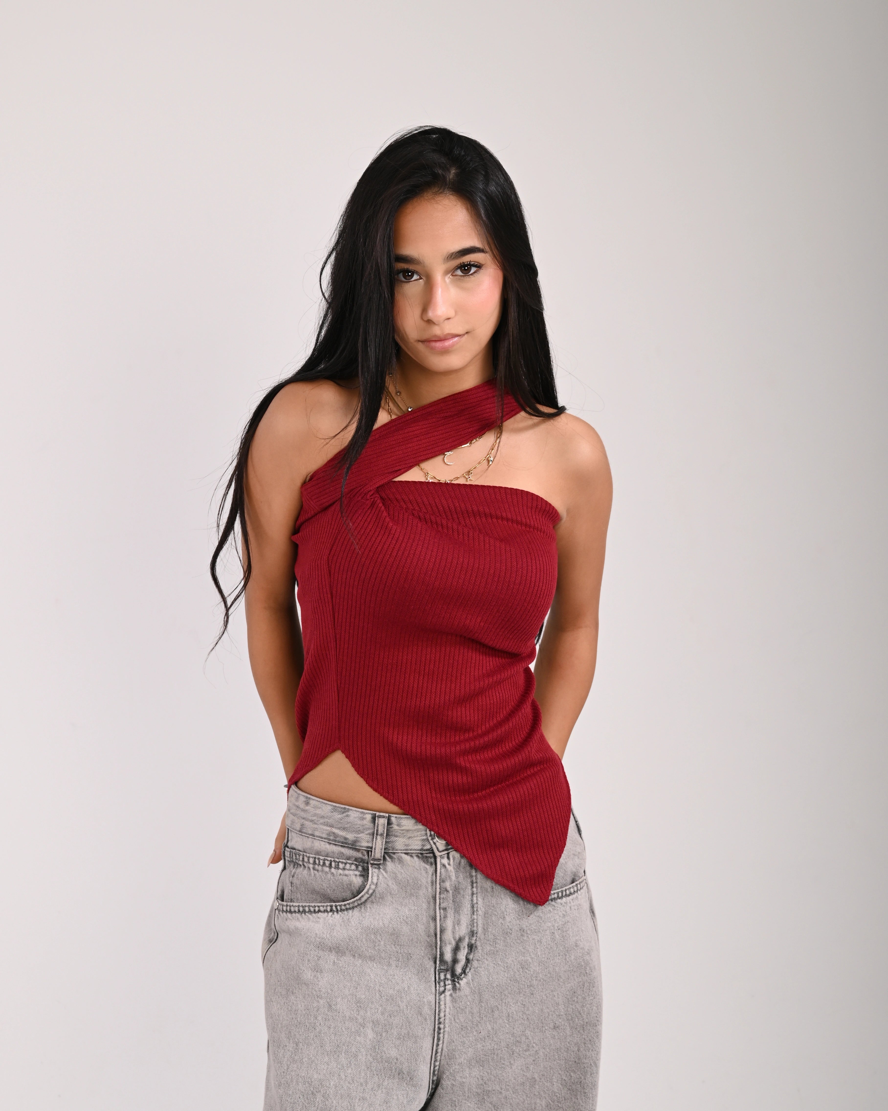 Richness V-top by 6 ways - Dark Red