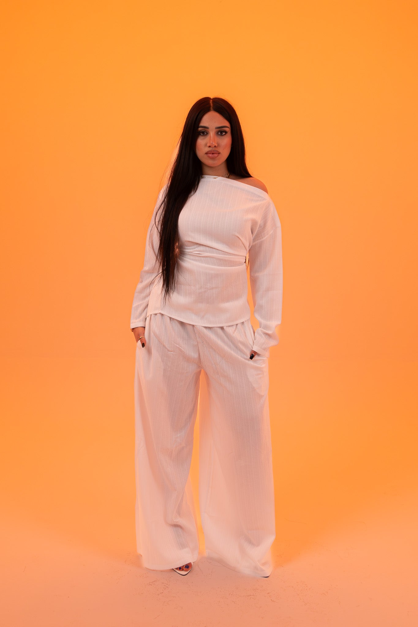 Snatching Pants - White