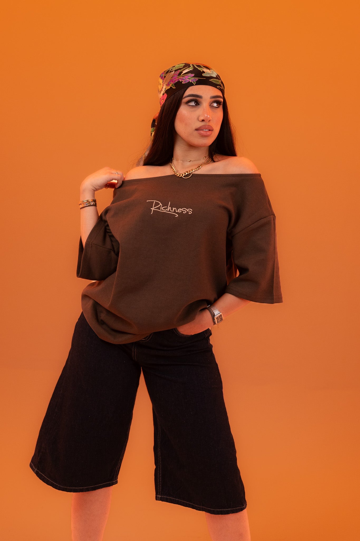 Off Shoulder T-shirt - Brown